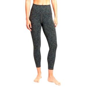 Athleta Salutation Stash Pocket II 7/8 Tights Moonflower Bali Green Size Small
